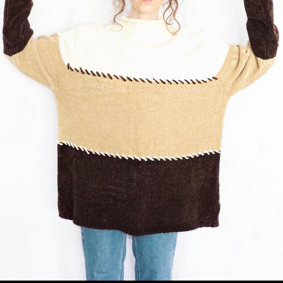 Vintage 90’s Neutral Sweater - Picture 3 of 4